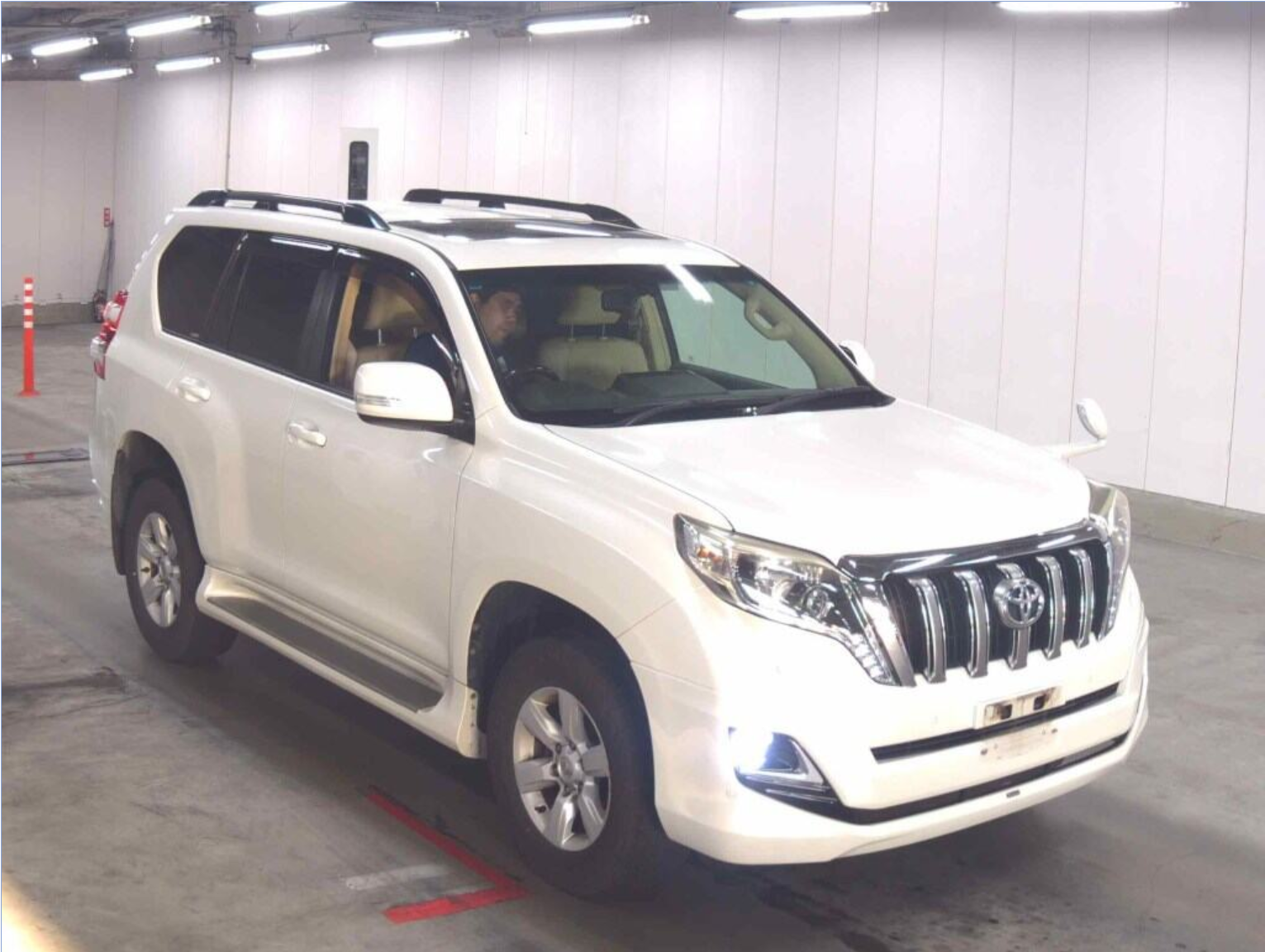 TOYOTA LAND CRUISER