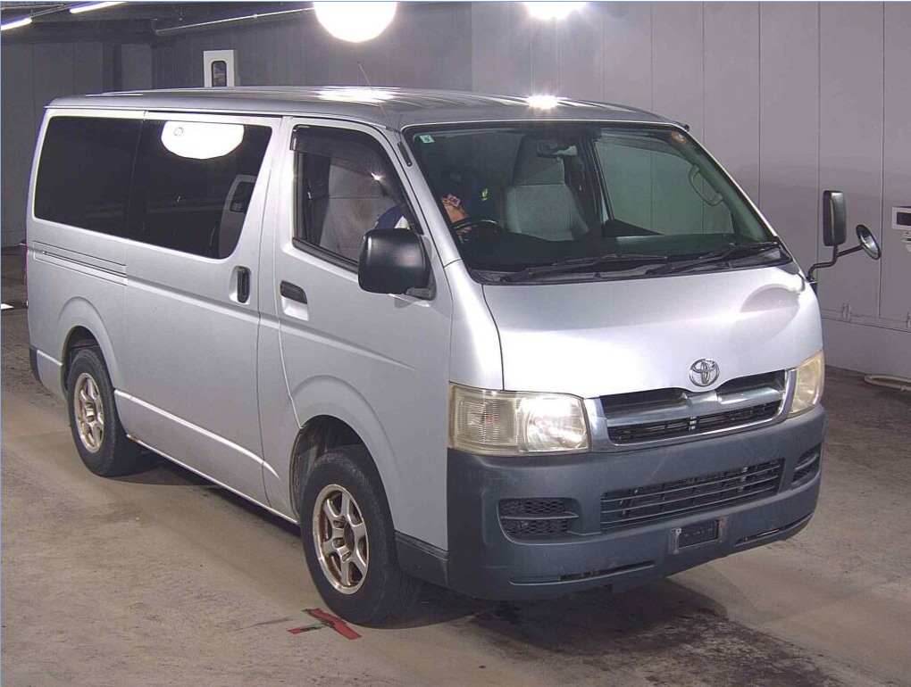 TOYOTA HIACE