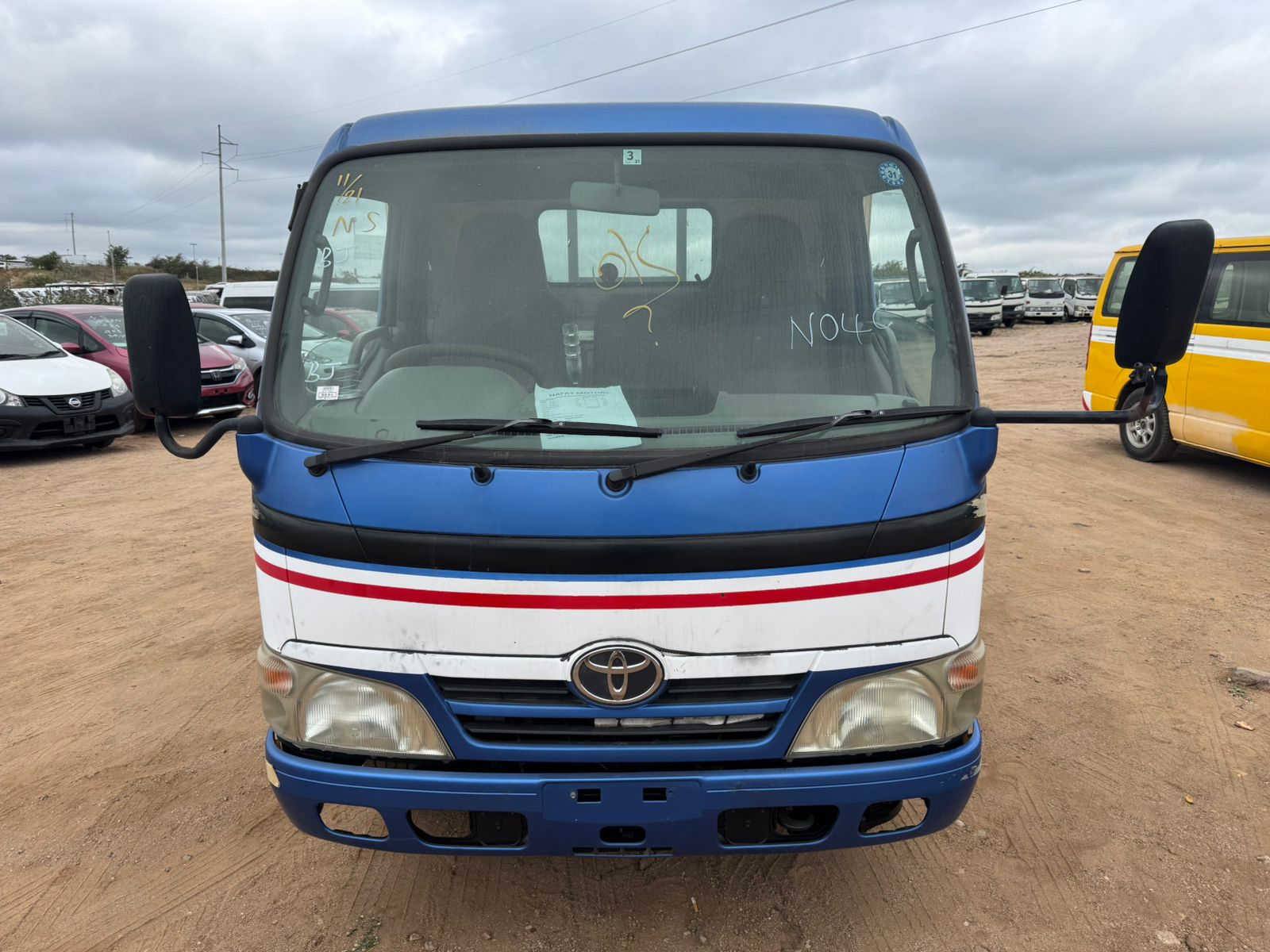 TOYOTA DYNA