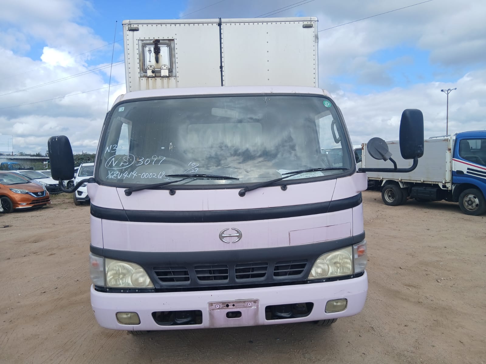 HINO DUTRO