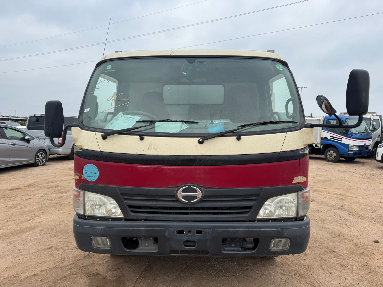 HINO DUTRO