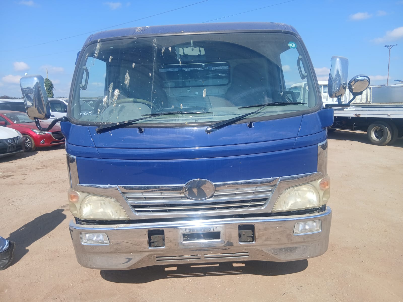 TOYOTA DYNA