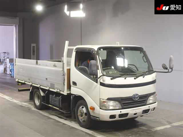 TOYOTA DYNA