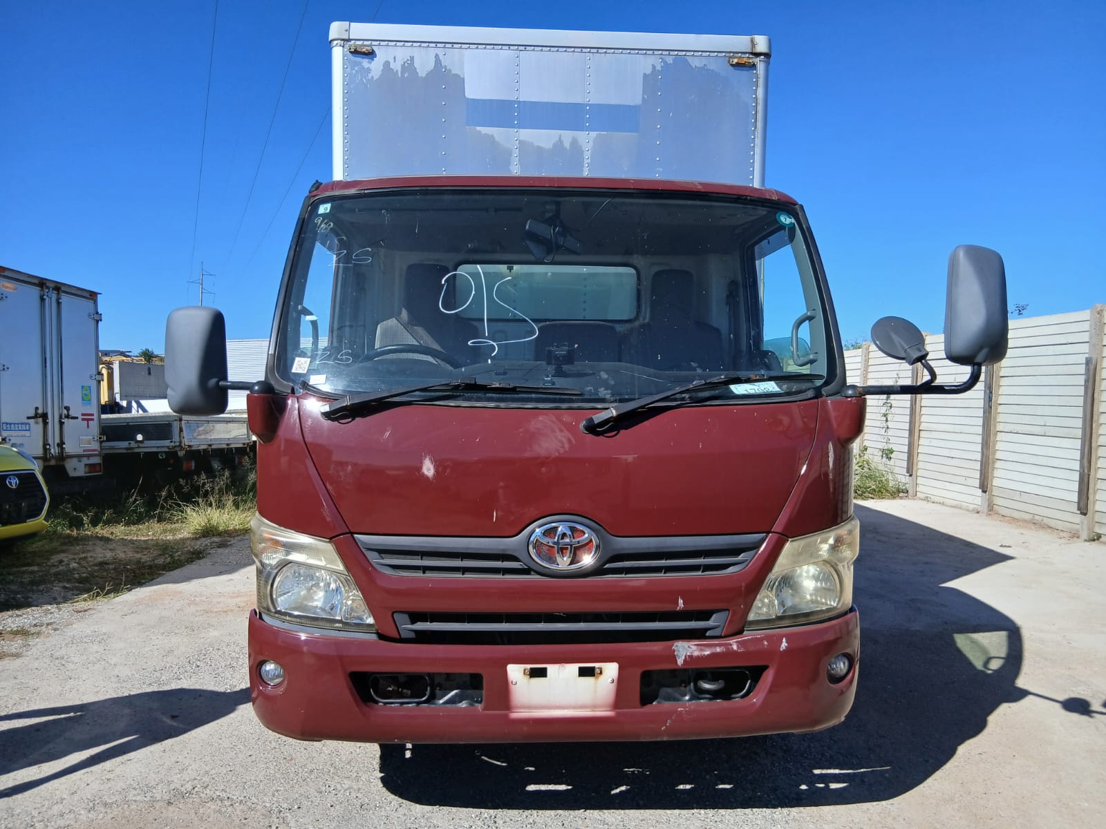 HINO DUTRO